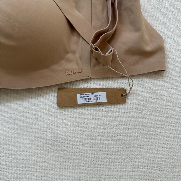 Skims Naked Scoop Bralette in Clay - Size Small-DD - Picture 8 of 8